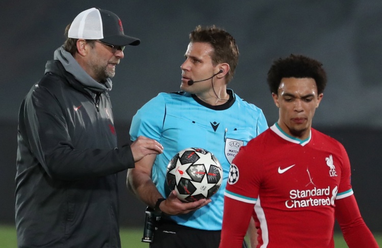 都体：尤文正在关注被穆帅盛赞的本菲卡17岁左后卫若泽-内托（意媒：尤文考察本菲卡17岁左后卫若泽-内托，穆里尼奥力赞）