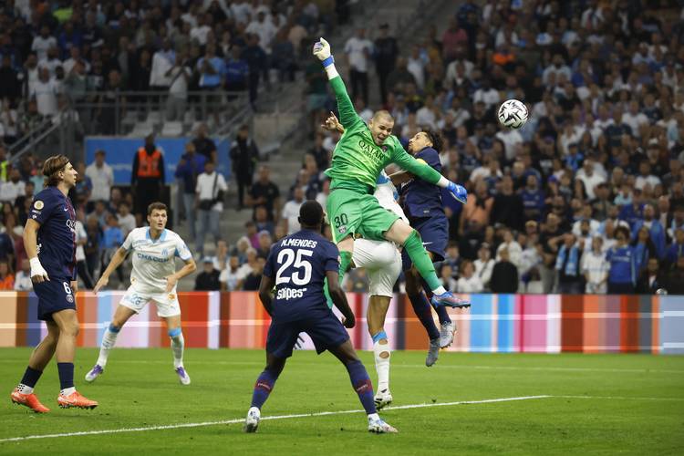 霍肯伯格：整体感觉积极，力求能延续当前良好的势头（霍肯伯格：心态积极，争取延续良好势头）