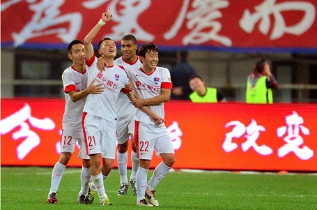 意媒：弗拉霍维奇已接受检查，确定为内收肌紧张未出现损伤（意媒：弗拉霍维奇完成检查，确认内收肌紧张，未见损伤）