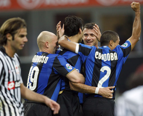 里夫斯：我和浓眉的感情很深，他是我能走到今天的重要原因（里夫斯：我与浓眉情谊深厚，他是我走到今天的关键因素）