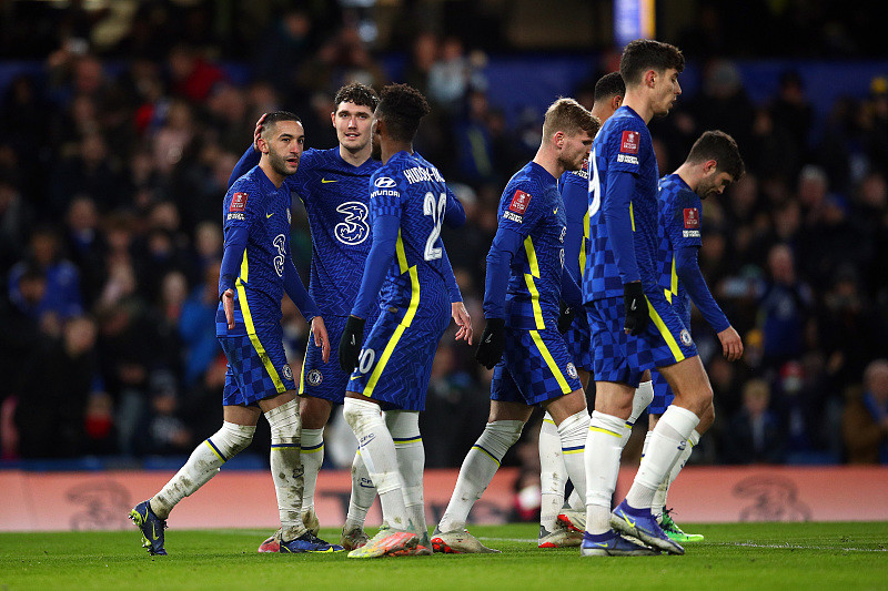 门将连续零封，稳定球队防线（门将连场零失球，稳固球队后防）