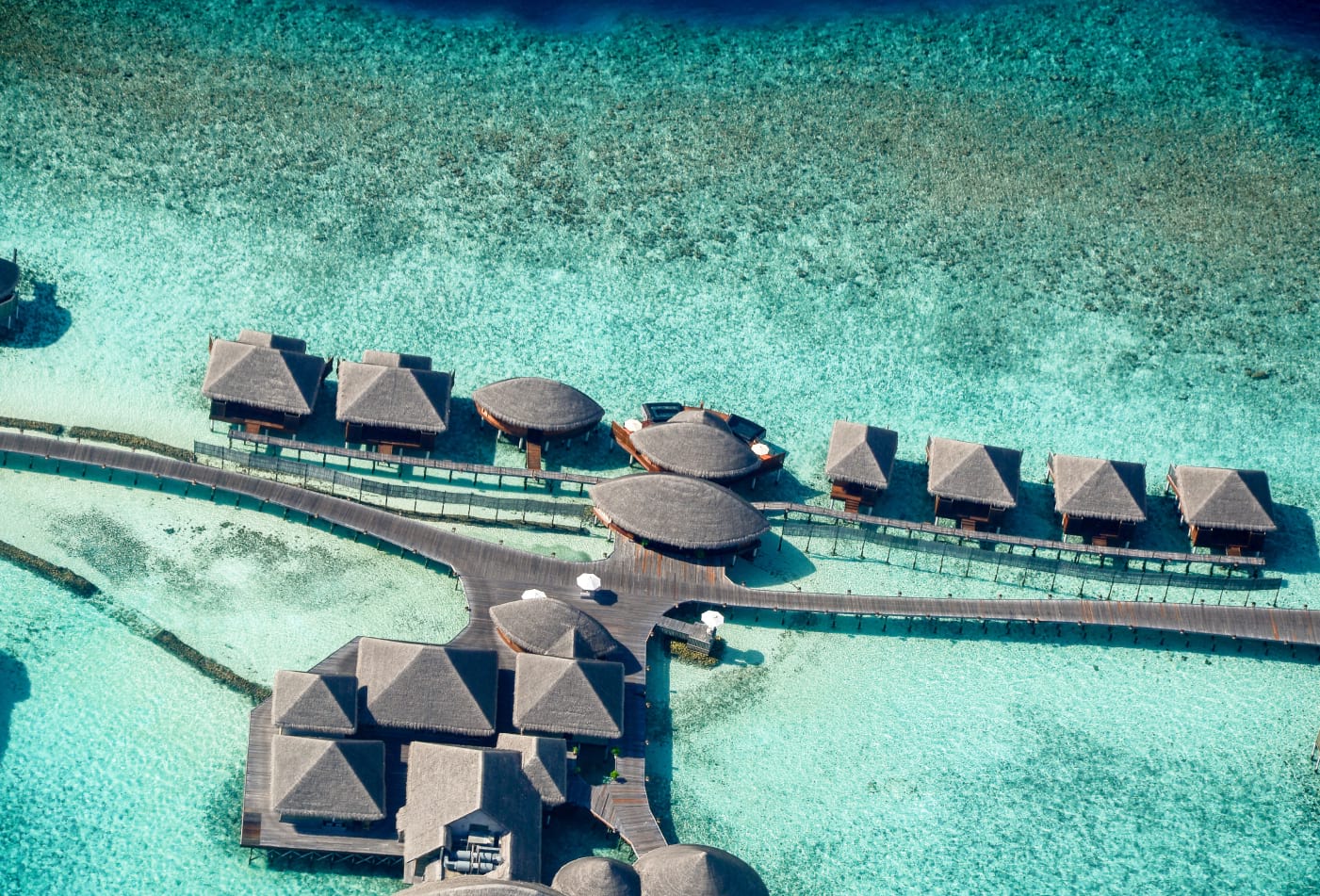 Top Travelling Destinations - 华体会